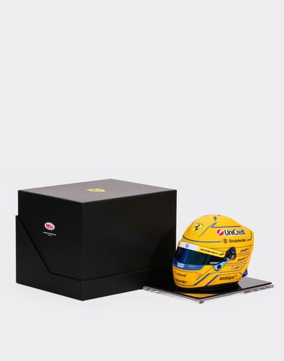 Ferrari 1:2比例Lewis Hamilton迈阿密2025特别版迷你头盔 多色 LA07Jf