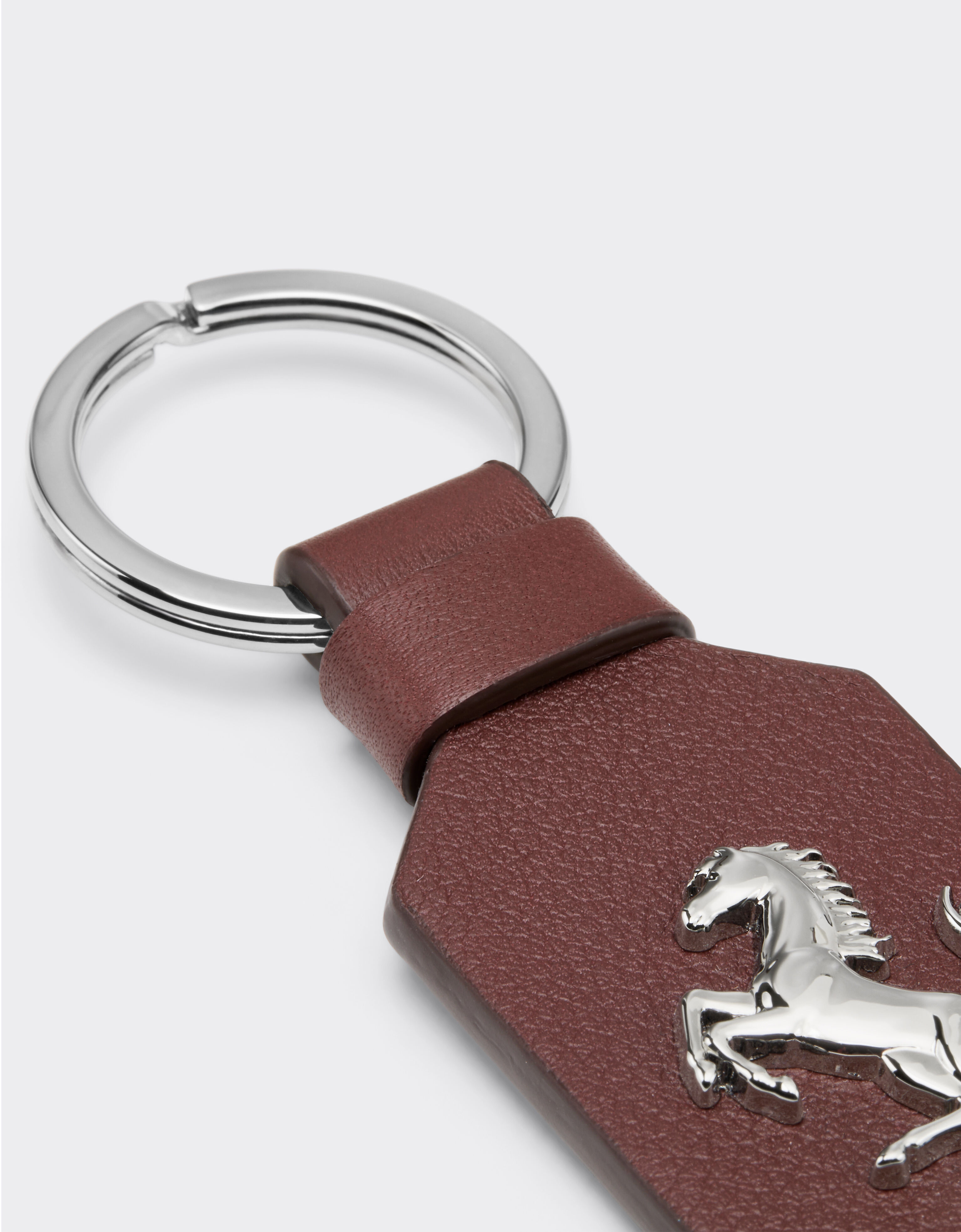 Ferrari Leather keychain with prancing horse Espresso 49222f