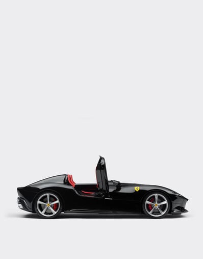 Ferrari Ferrari Monza SP2 model in 1:8 scale 多色 L7978f