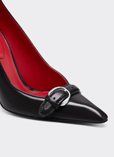 湿水效果亮泽皮革浅口鞋 Ferrari 湿水效果亮泽皮革浅口鞋 黑色 49387f