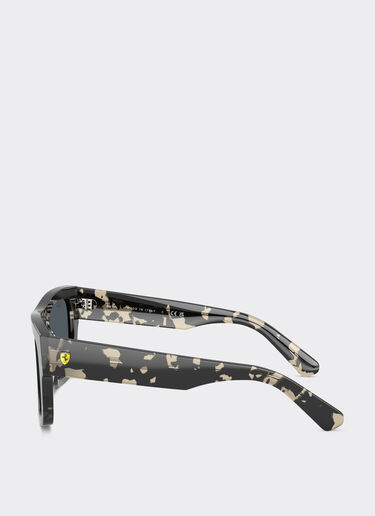 Ferrari 雷朋与法拉利车队合作款 RB2217M 深灰色镜片哈瓦那灰色醋酸纤维太阳镜 Ingrid LA014f