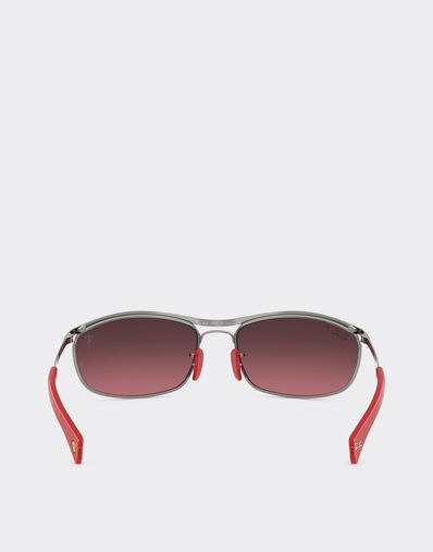Ferrari Ray-Ban for Scuderia Ferrari RB3819M，枪灰色金属镜框，搭配偏光银渐变酒红色镜片 Gunmetal LA0JOf