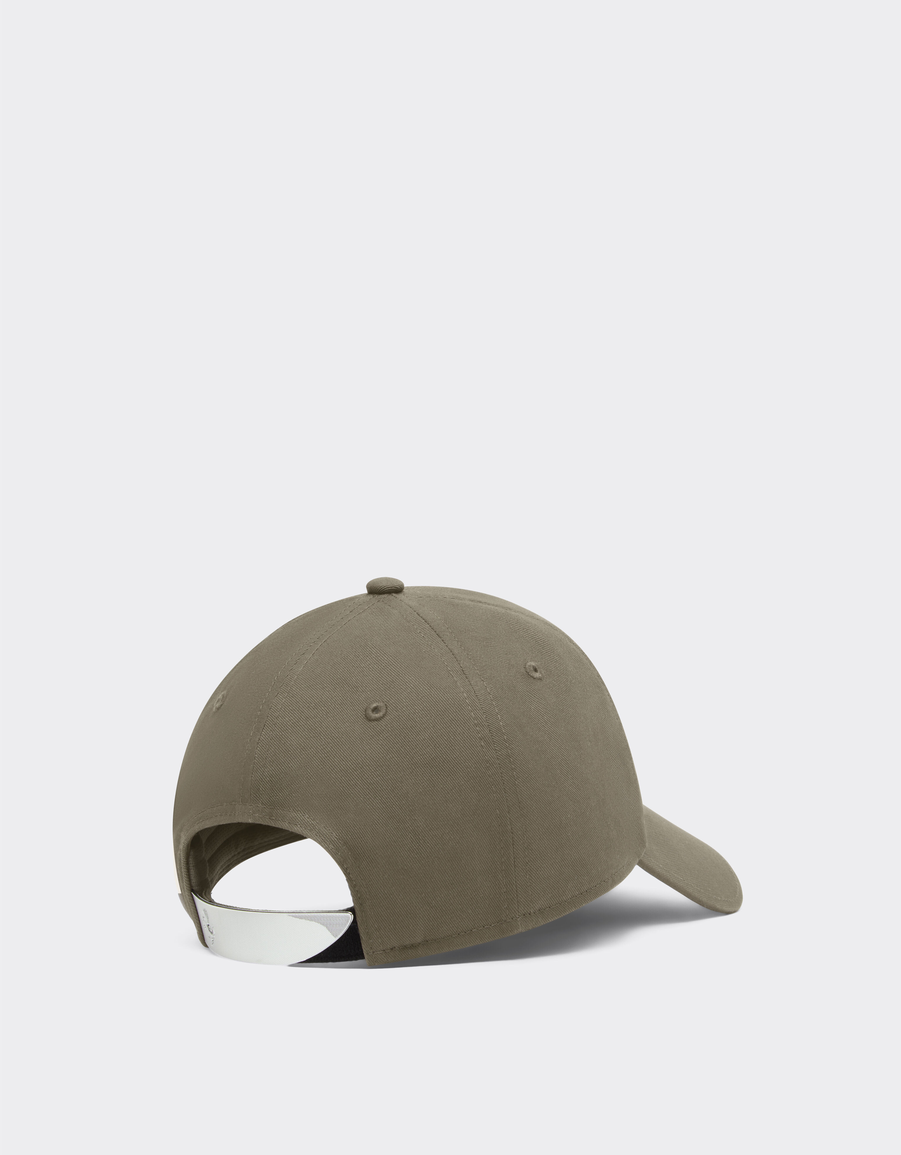 Ferrari 涂层法拉利徽标棒球帽 Khaki Green 20403f