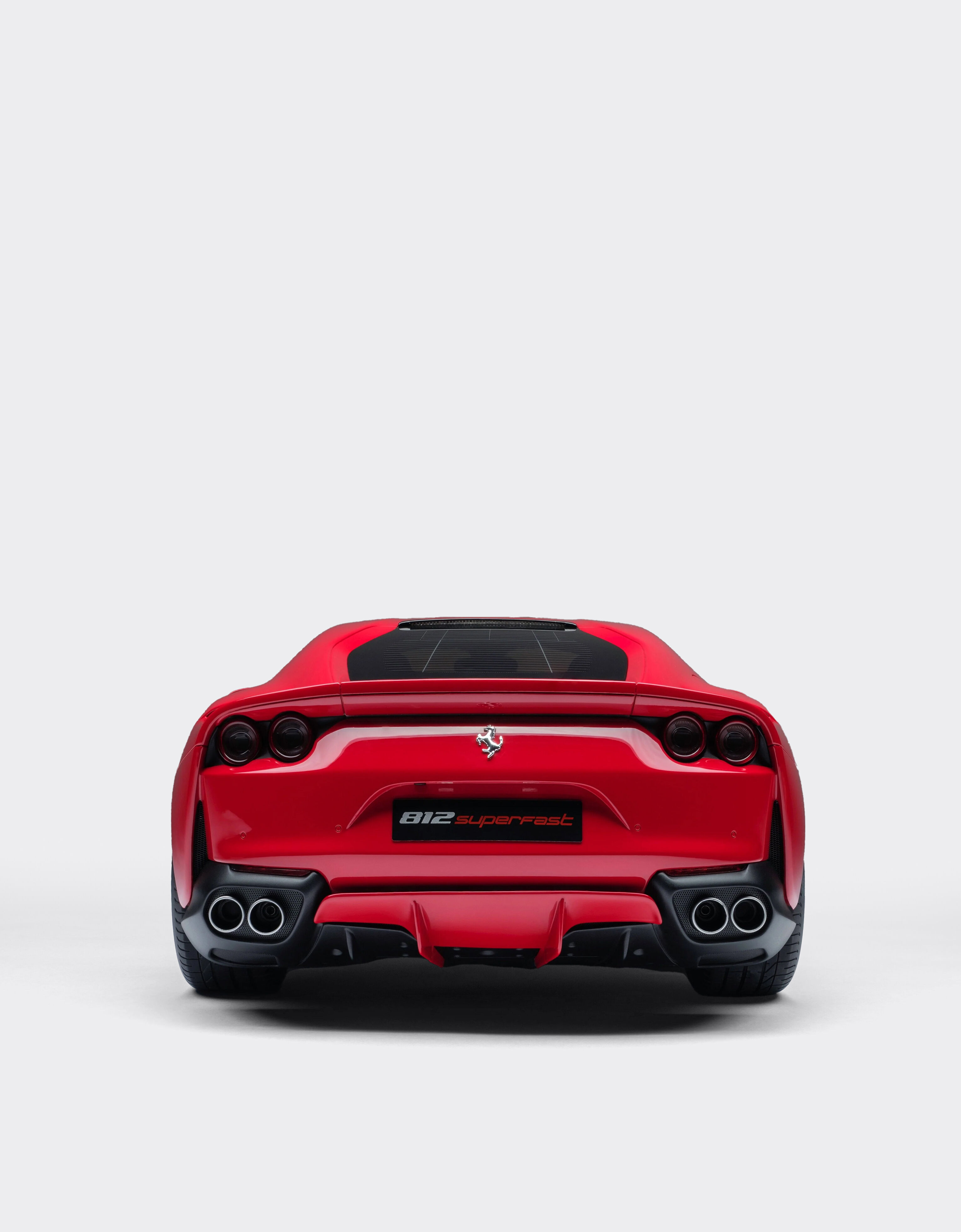 Ferrari 法拉利 812 Superfast 1:8 比例汽车模型 多色 L7600f