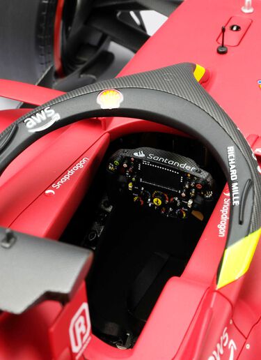 1:8 scale Charles Leclerc Ferrari F1-75 model Ferrari 1:8 scale Charles Leclerc Ferrari F1-75 model Rosso Corsa 红色 F0883f