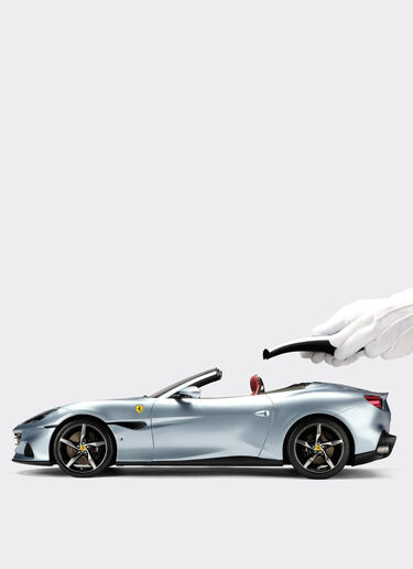 Ferrari 1:8 法拉利 Portofino M 模型车 苏格兰蓝色 F0575f