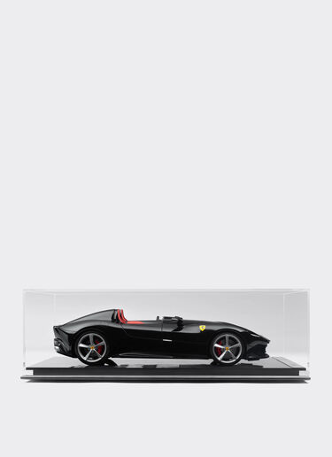 Ferrari Monza SP2 model in 1:8 scale Ferrari Ferrari Monza SP2 model in 1:8 scale 多色 L7978f