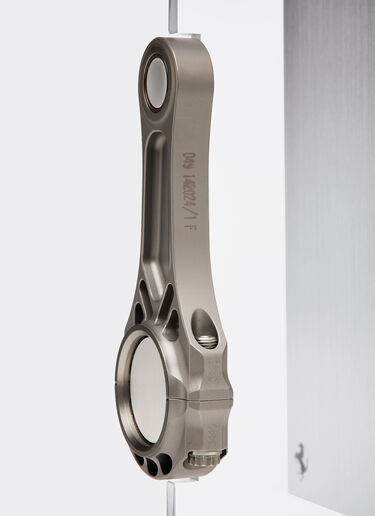 Ferrari Original F1 connecting rod from 2005 Silver 51399f