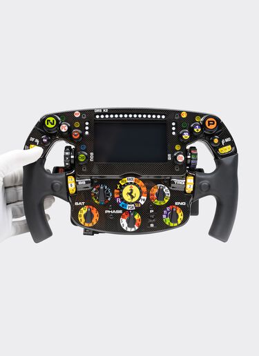 Ferrari F1-75 steering wheel 1:1 scale model Ferrari Ferrari F1-75 steering wheel 1:1 scale model 黑色 F0667f