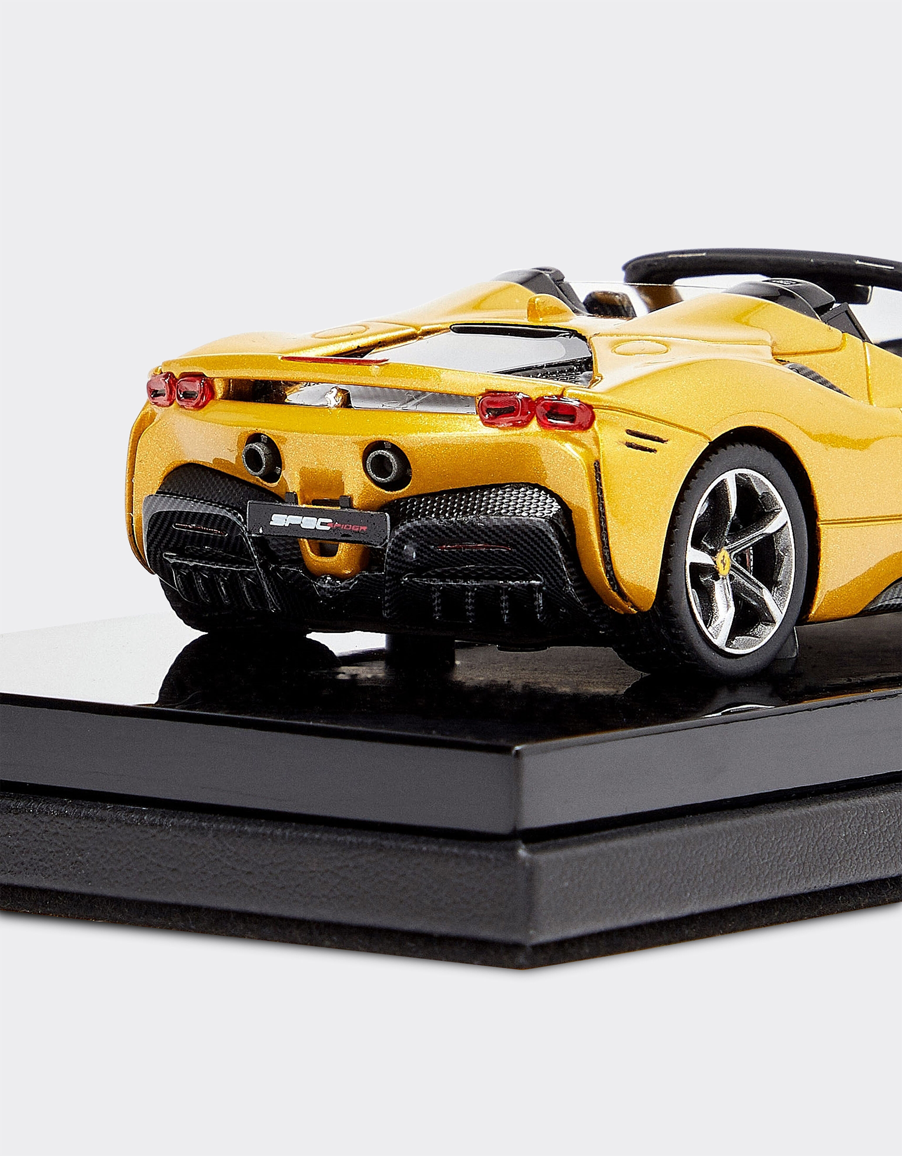 Ferrari Ferrari SF90 Spider model in 1:43 scale 黄色 47294f