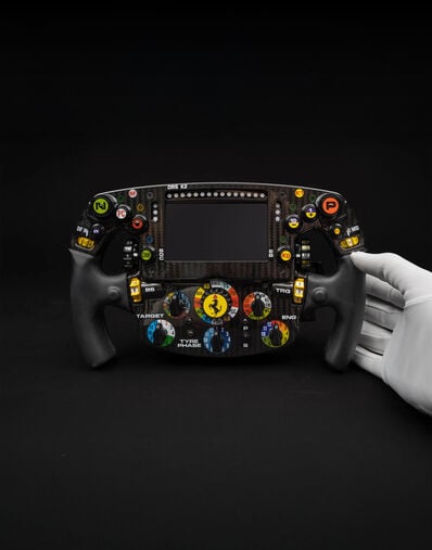 Ferrari Ferrari LH SF-25 steering wheel 1:1 scale model Black LA0D9f