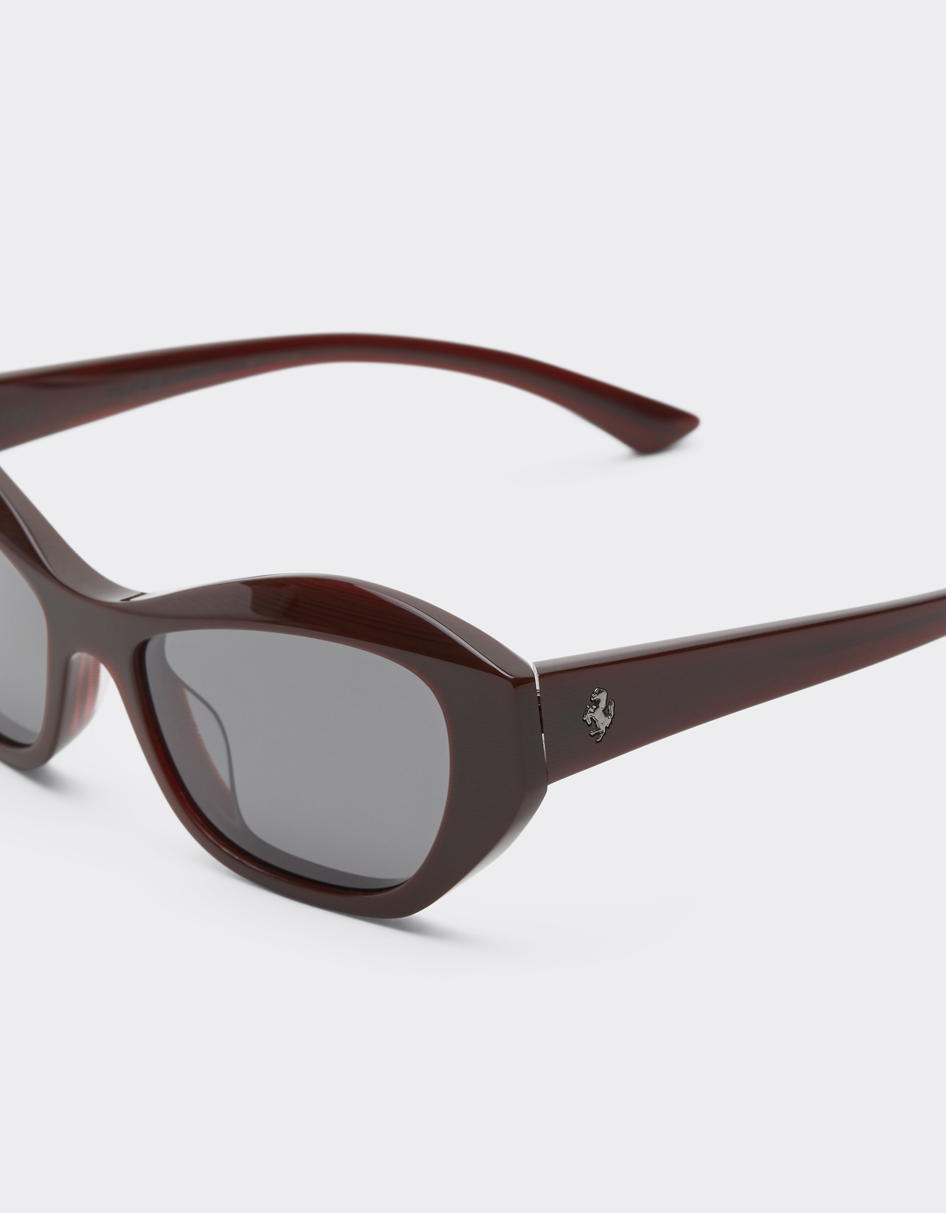 Ferrari Ferrari sunglasses in red stripedacetate with black polarized lenses Rosso Scuro LA0L4f