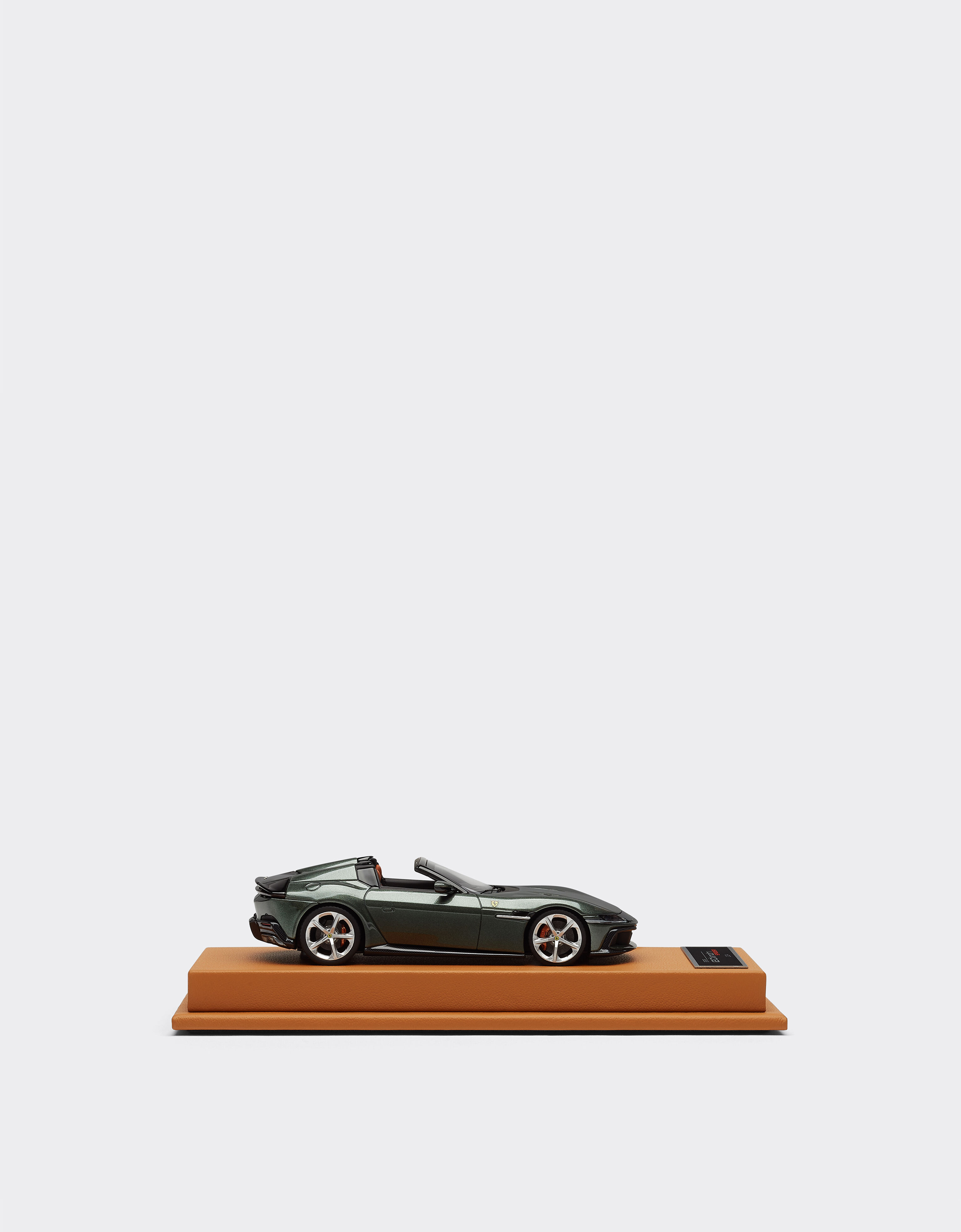 Ferrari Ferrari 12Cilindri Spider model in scale 1:43 Verde bottiglia 42633f