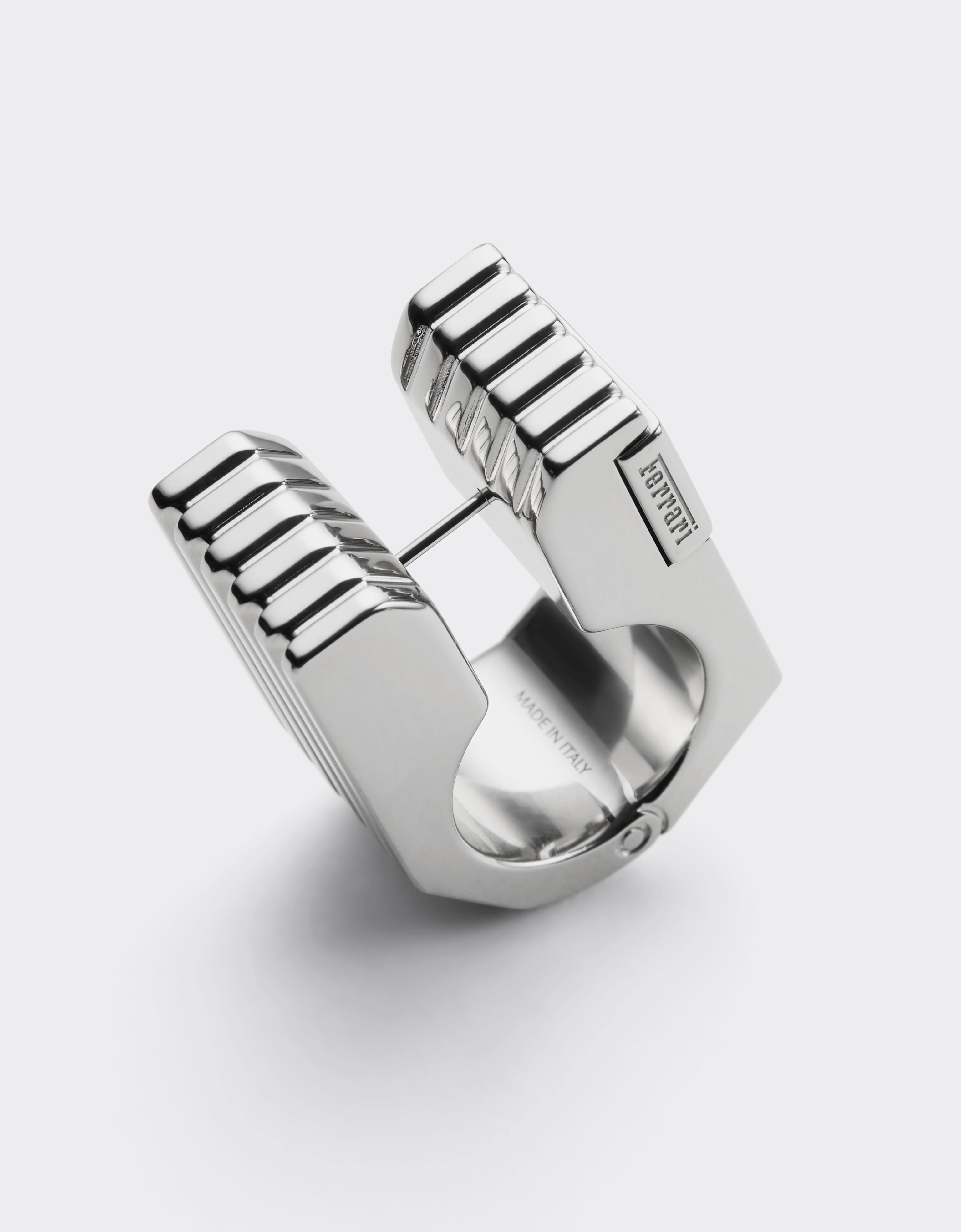 Ferrari 带纹理金属戒指 Cromo Lucido 51340f