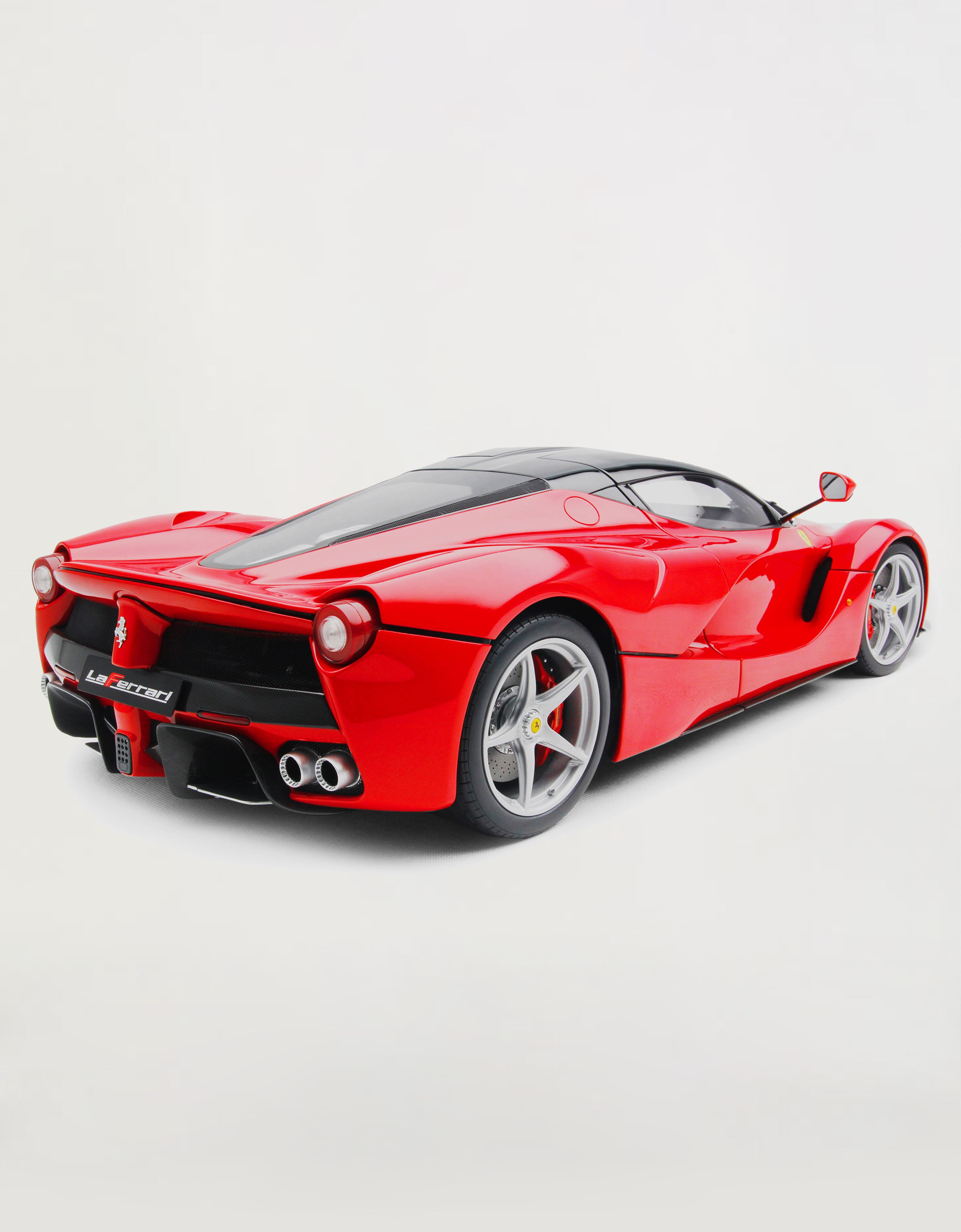 LaFerrari model in 1:8 scale Ferrari LaFerrari model in 1:8 scale Black L2993f