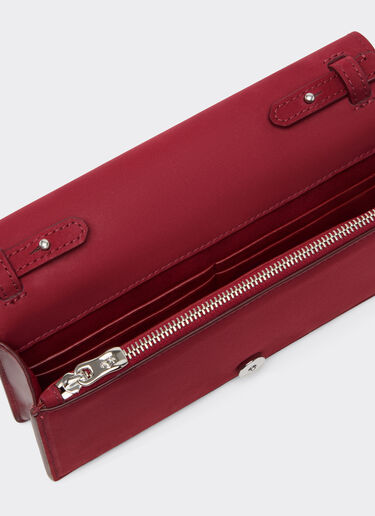 Ferrari GT wallet in shaded nubuck with chain shoulder strap Ferrari Ferrari GT wallet in shaded nubuck with chain shoulder strap Maison Red 50395f