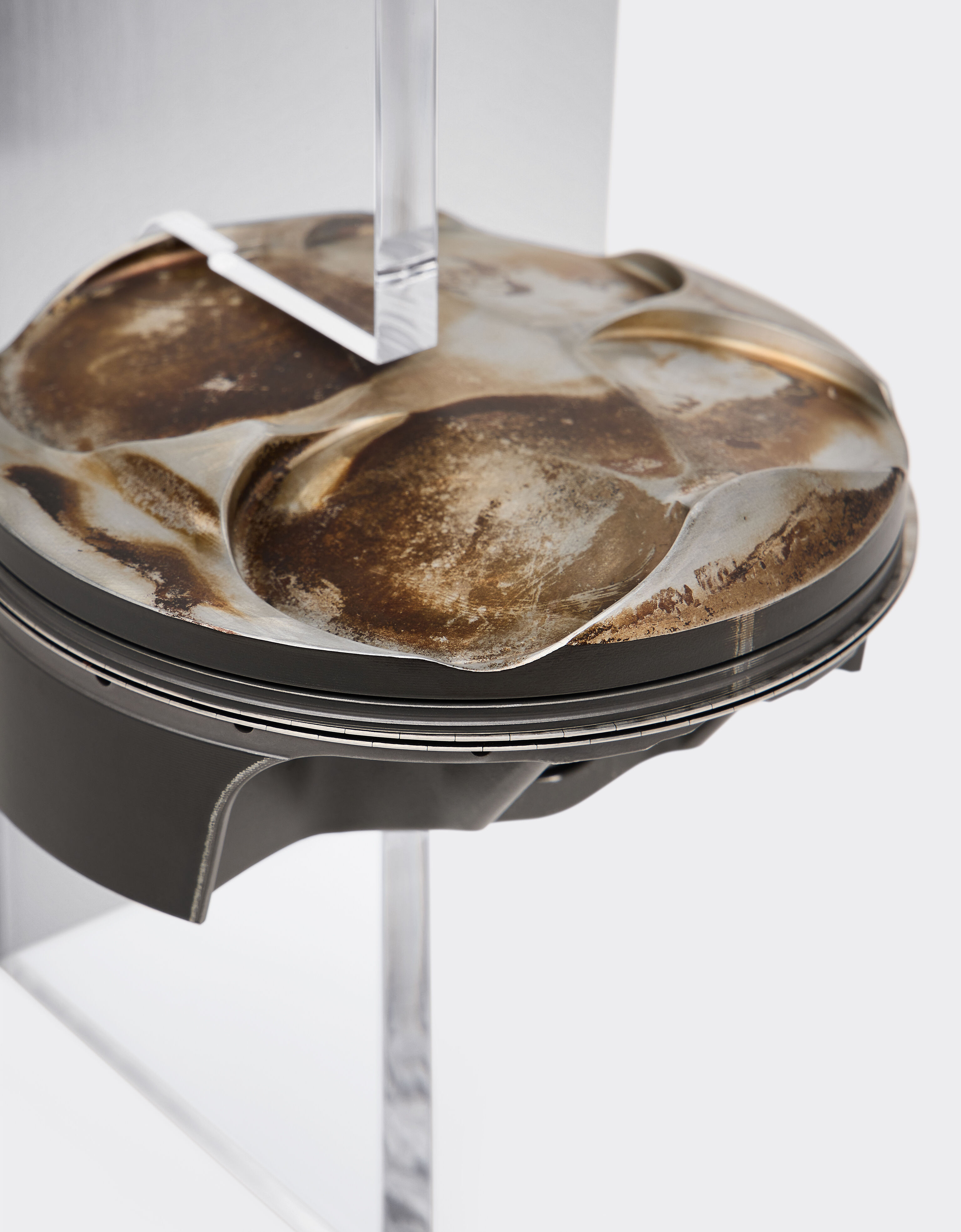 Ferrari Original 2007 F1 piston, World Champion Silver 51384f