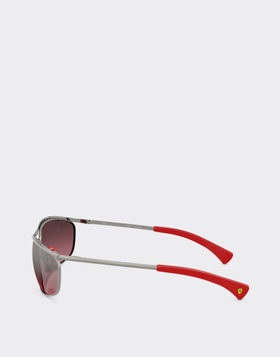 Ferrari Ray-Ban for Scuderia Ferrari RB3819M，枪灰色金属镜框，搭配偏光银渐变酒红色镜片 Gunmetal LA0JOf