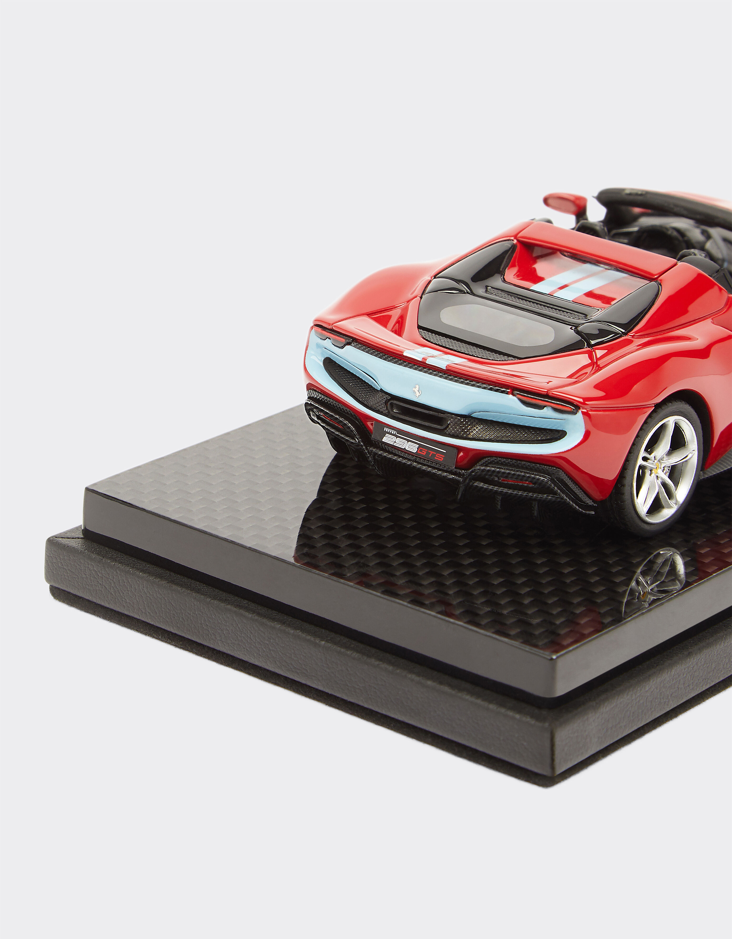 Ferrari 法拉利296 GTS 1:43比例模型 Rosso Corsa 红色 20168f