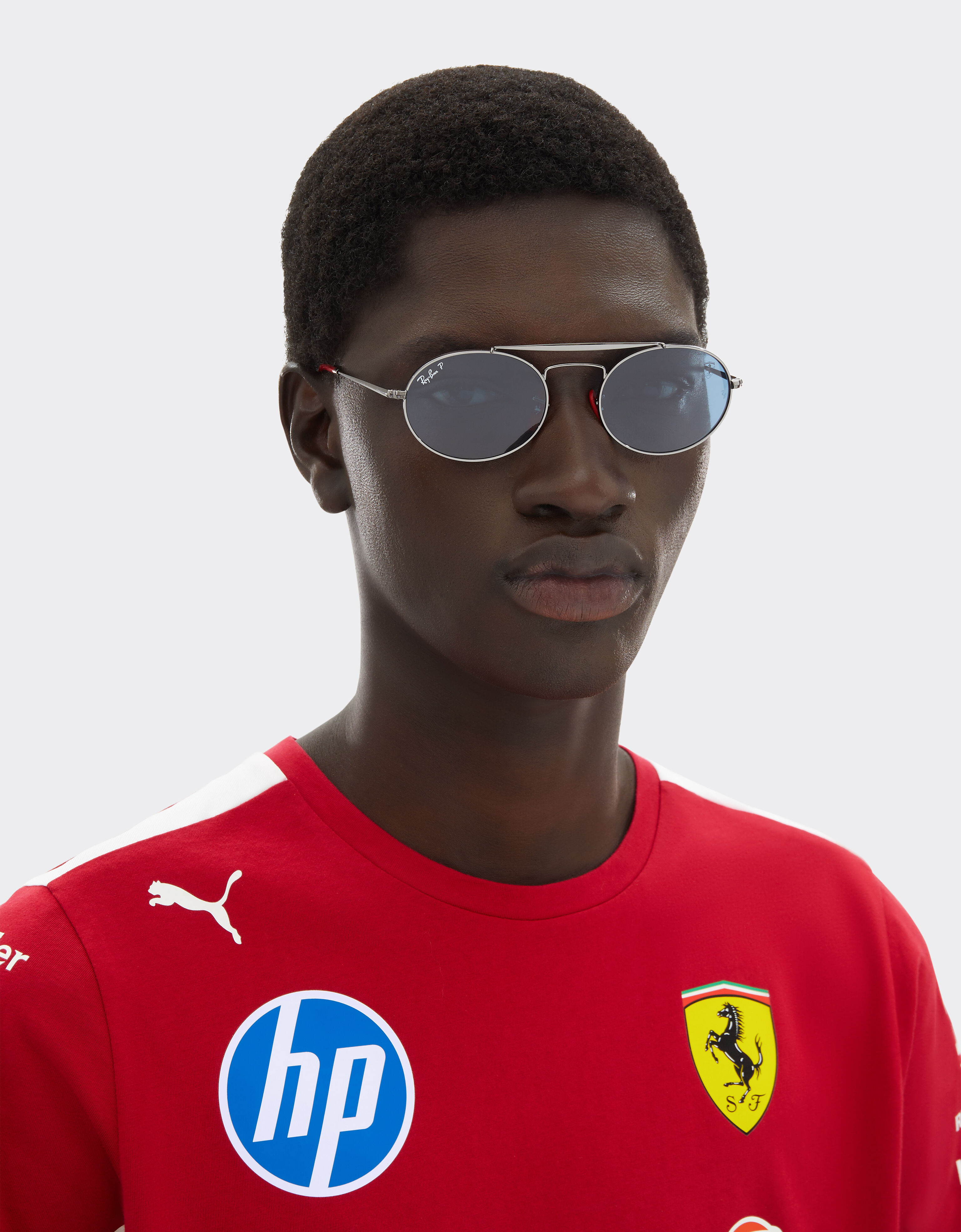 雷朋与法拉利车队合作款 RB3775M 蓝色偏光镜片枪灰色和红色金属太阳镜 Ferrari 雷朋与法拉利车队合作款 RB3775M 蓝色偏光镜片枪灰色和红色金属太阳镜 枪灰色 LA0EBf