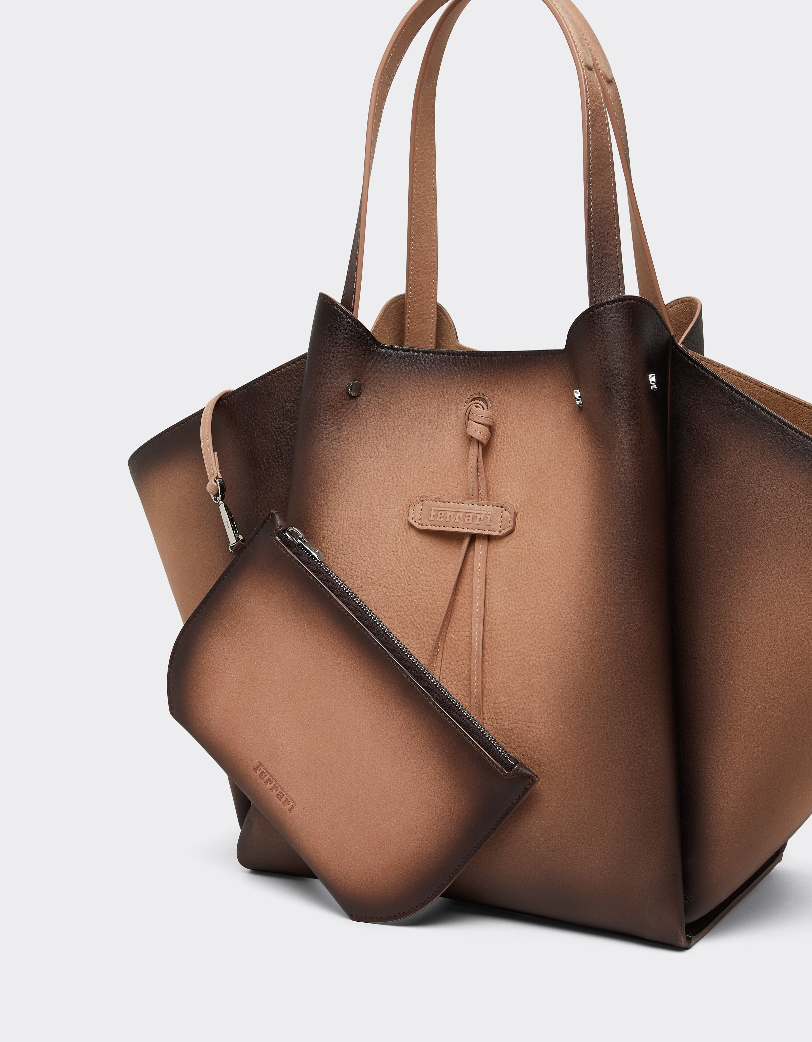 Ferrari 水洗麂皮托特包 Cipria 51334f