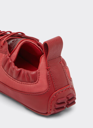 尼龙、绒面革和皮革驾车运动鞋 Ferrari 尼龙、绒面革和皮革驾车运动鞋 Maison Red 50769f