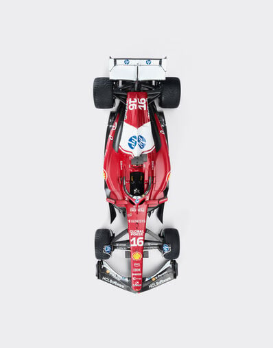 Ferrari Ferrari SF25 CL 1:8 scale model Rosso LA08Lf