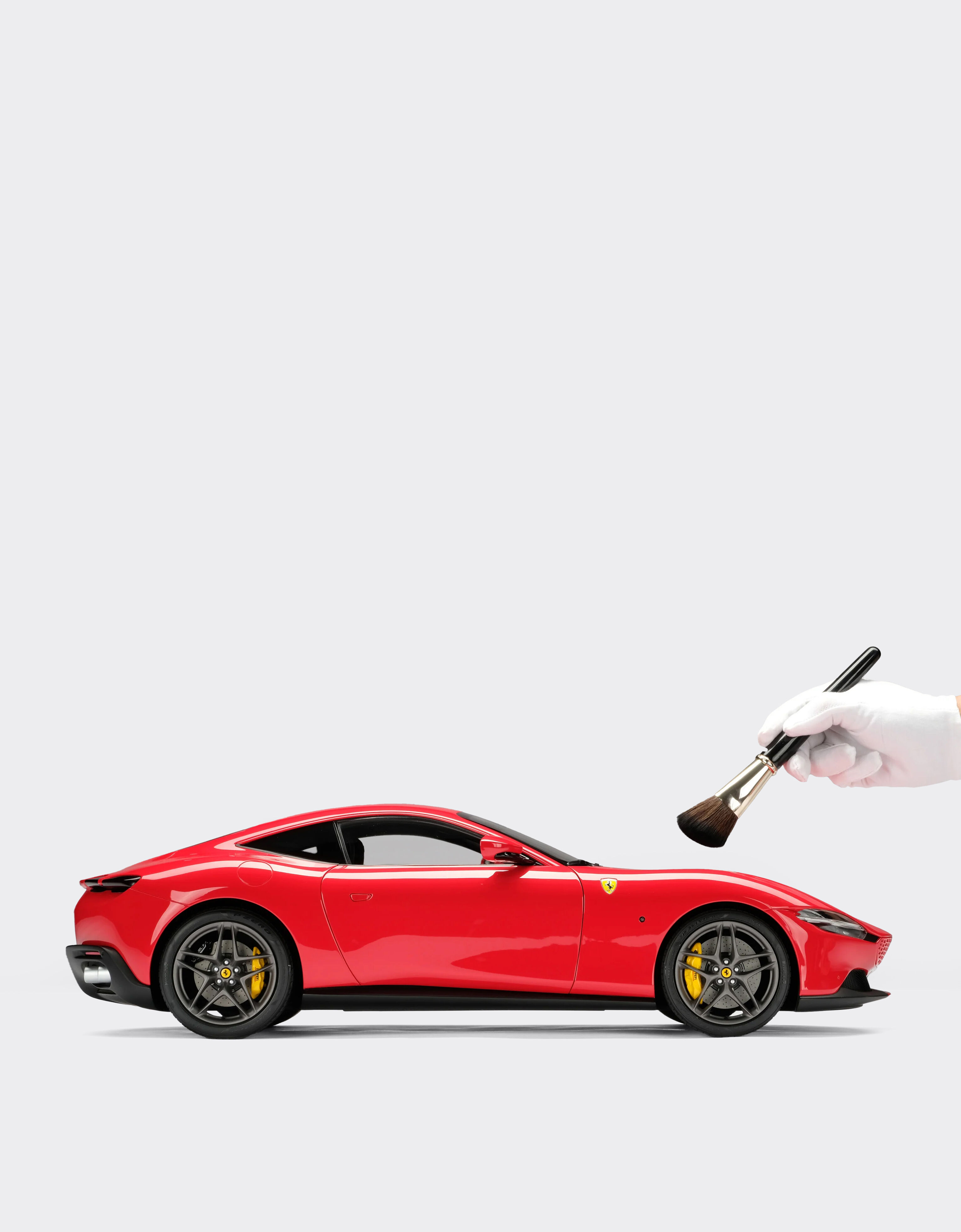 Ferrari 法拉利 Roma 1:8 模型车 红色 F0076f