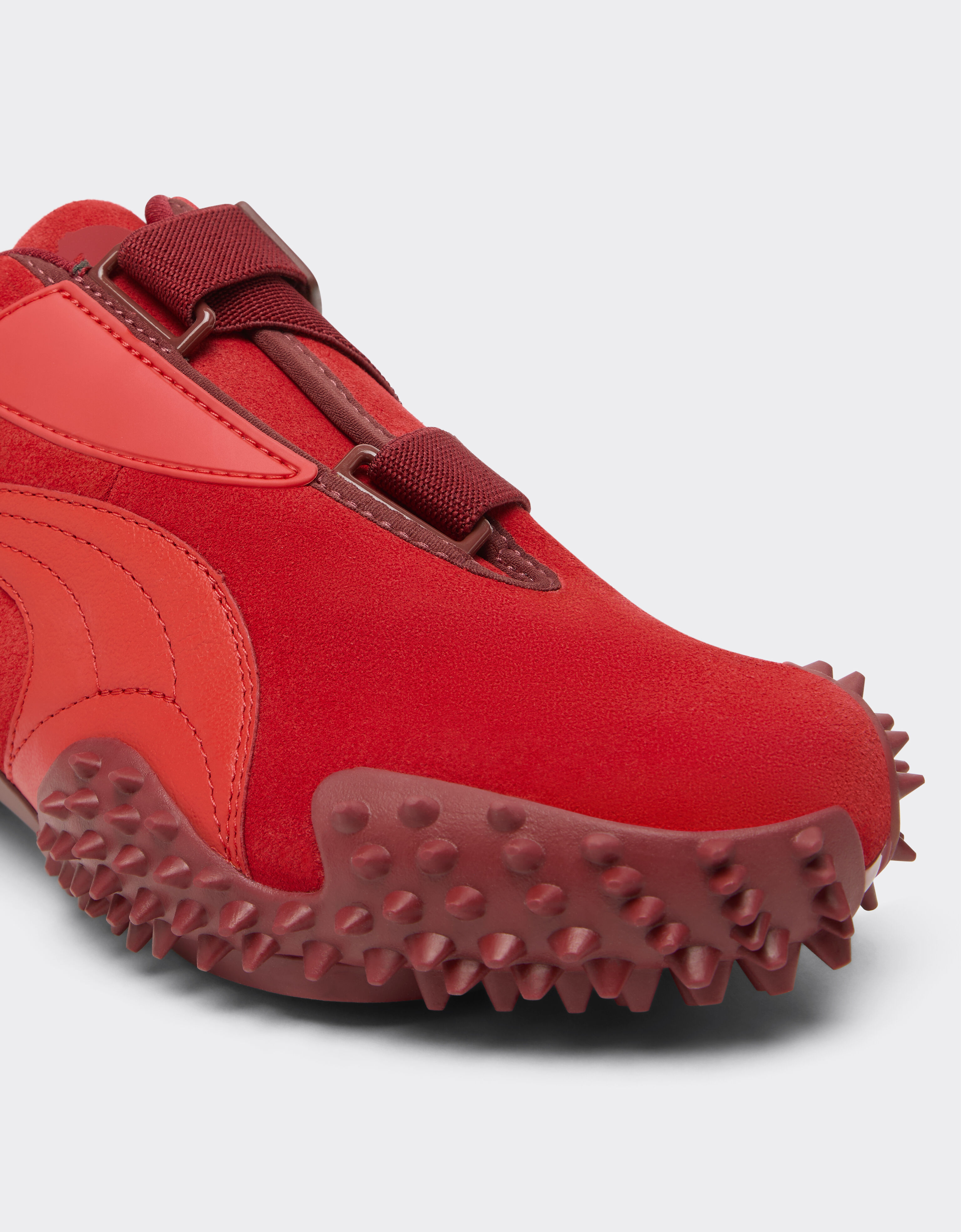 彪马为法拉利车队打造拉斯维加斯大奖赛特别版 Mostro 运动鞋 Ferrari 彪马为法拉利车队打造拉斯维加斯大奖赛特别版 Mostro 运动鞋 Red LA0BAf