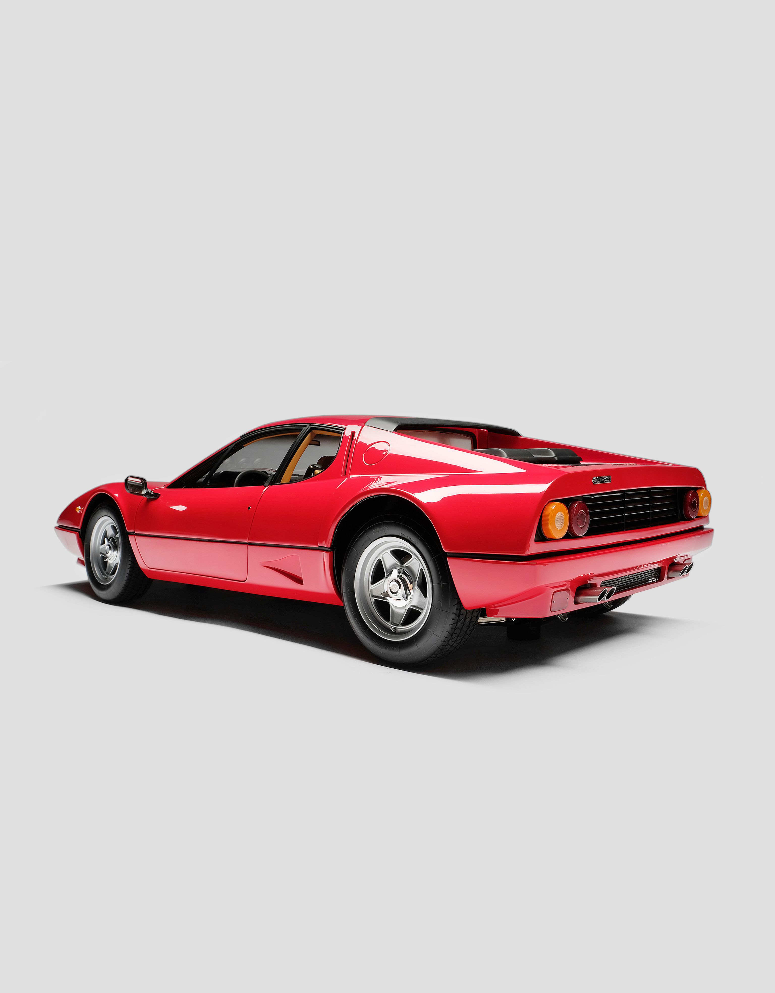 Ferrari 法拉利 BB 512i 1:8 模型车 红色 L7585f
