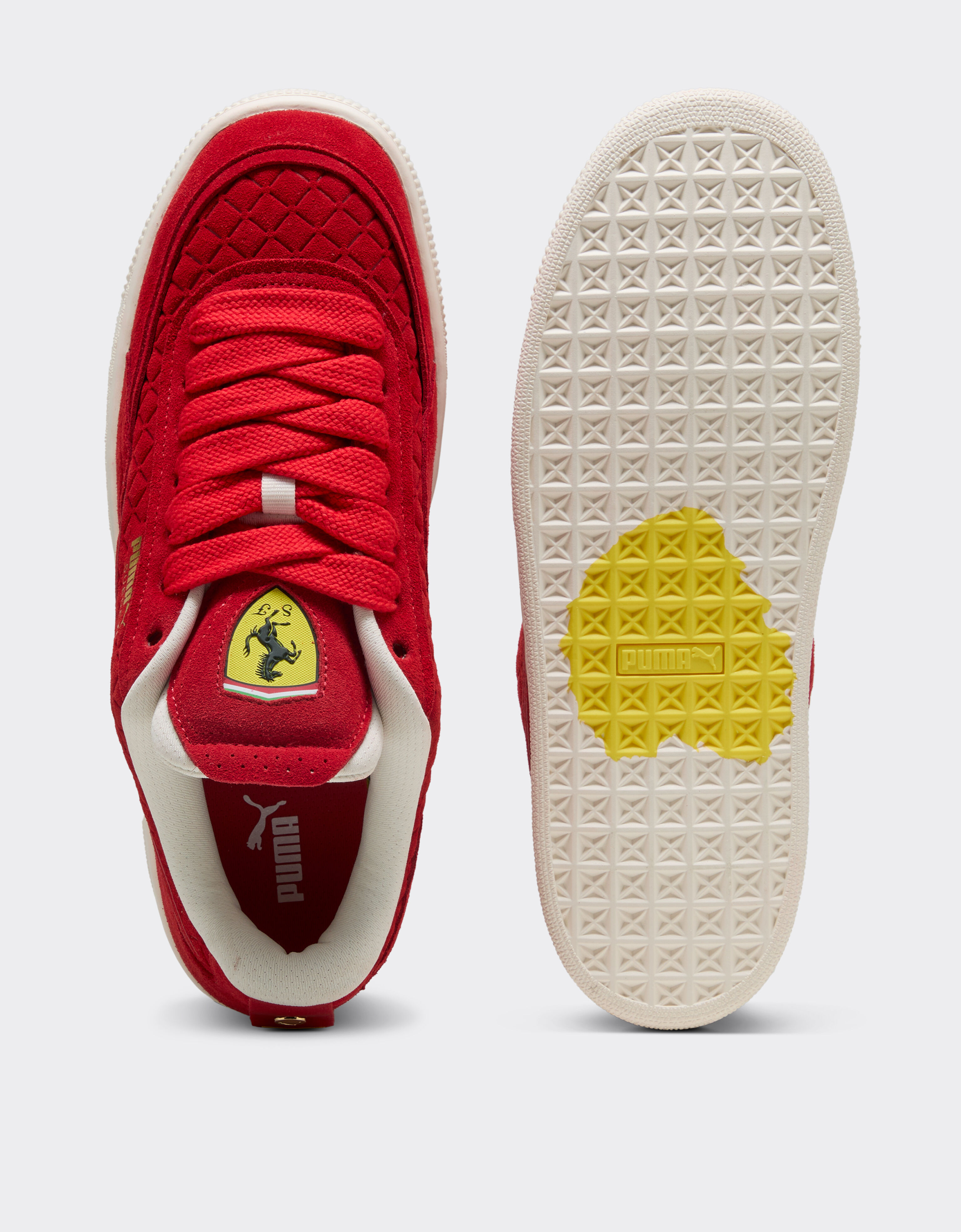 Ferrari Puma 呈现法拉利车队 Suede XL 运动鞋 Red LA0B4f