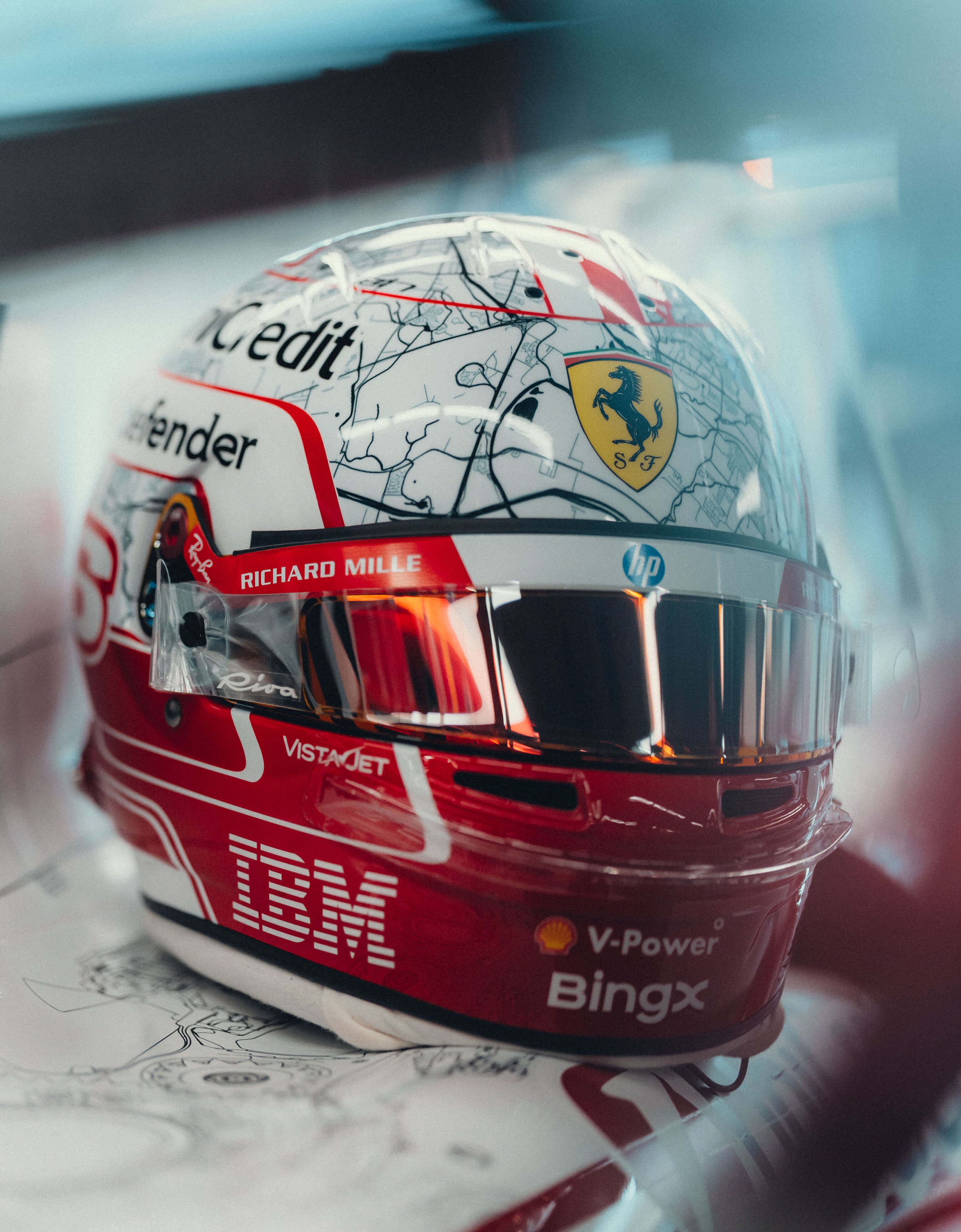 Charles Leclerc 1:1 Special Edition Helmet for the 2026 Austin Grand Prix Ferrari Charles Leclerc 1:1 Special Edition Helmet for the 2026 Austin Grand Prix Multicolor LO0R3059EXT0001f