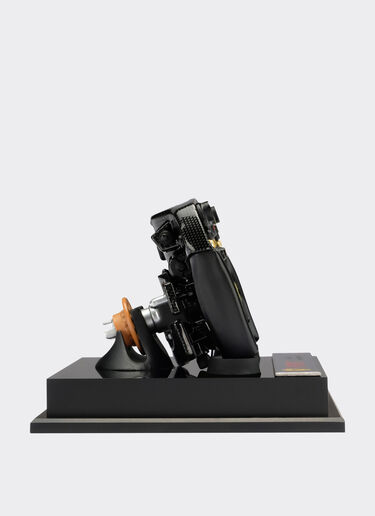 Ferrari F1-75 Steering Wheel 1:4 scale model Ferrari Ferrari F1-75 Steering Wheel 1:4 scale model 黑色 F0668f