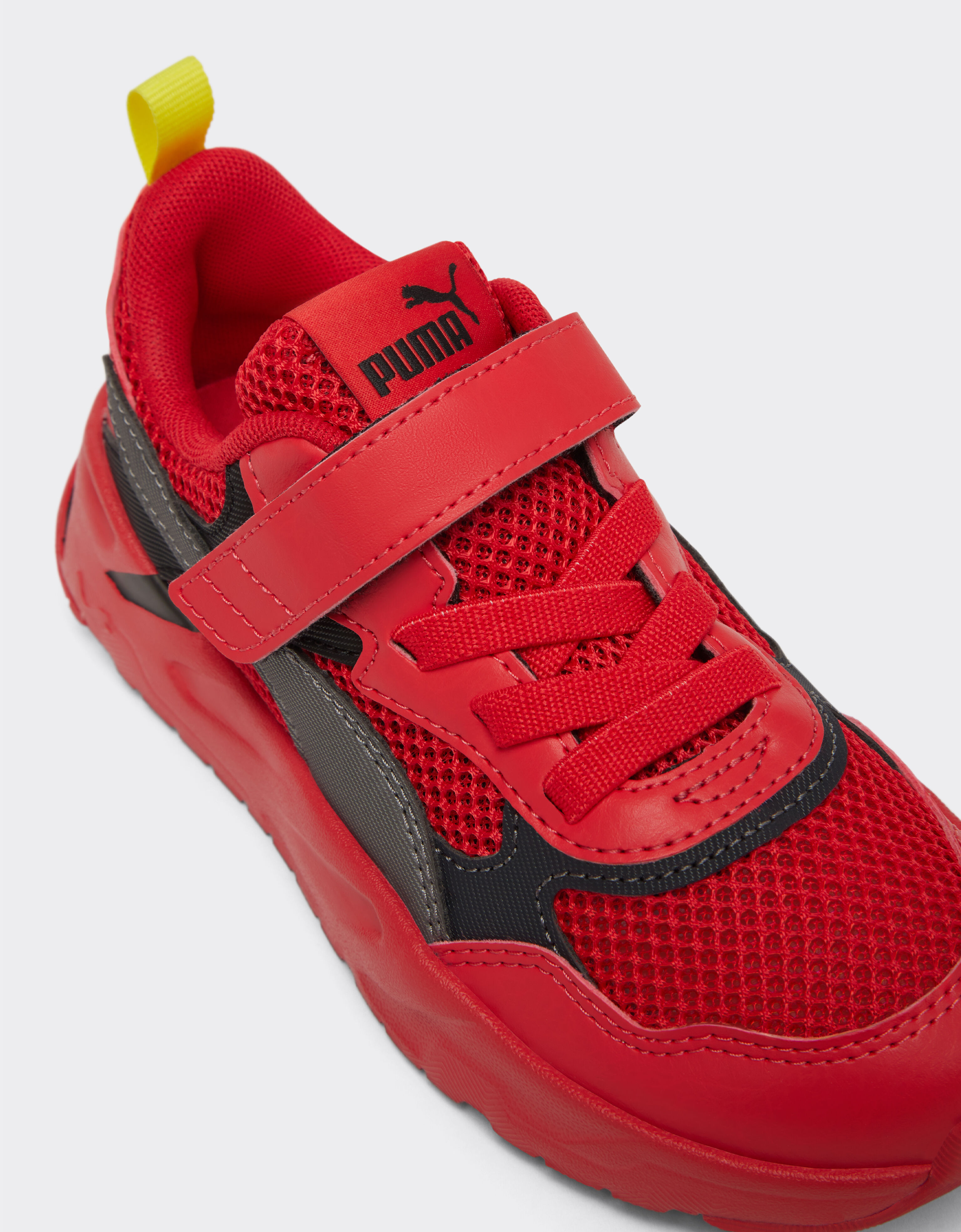 Ferrari Puma 呈现法拉利车队 Trinity 儿童运动鞋 Rosso Corsa 红色 F1131fK