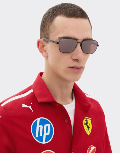 Ferrari 雷朋与法拉利车队合作款 RB8336M 偏光银色镜面紫色镜片黑色金属与深色碳纤维太阳镜 黑色 LA02If