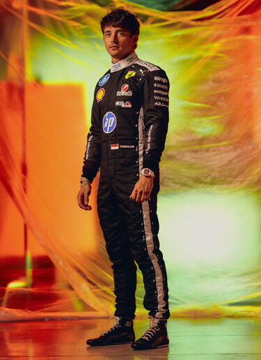 Leclerc Replica Ferrari racing overalls for the 2026 Singapore Grand Prix Ferrari Leclerc Replica Ferrari racing overalls for the 2026 Singapore Grand Prix Black LW0JU1093EXT0001f