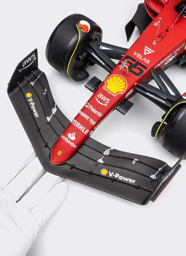 Ferrari 1:8 Carlos Sainz 法拉利 F1-75 模型车 红色 F0666f