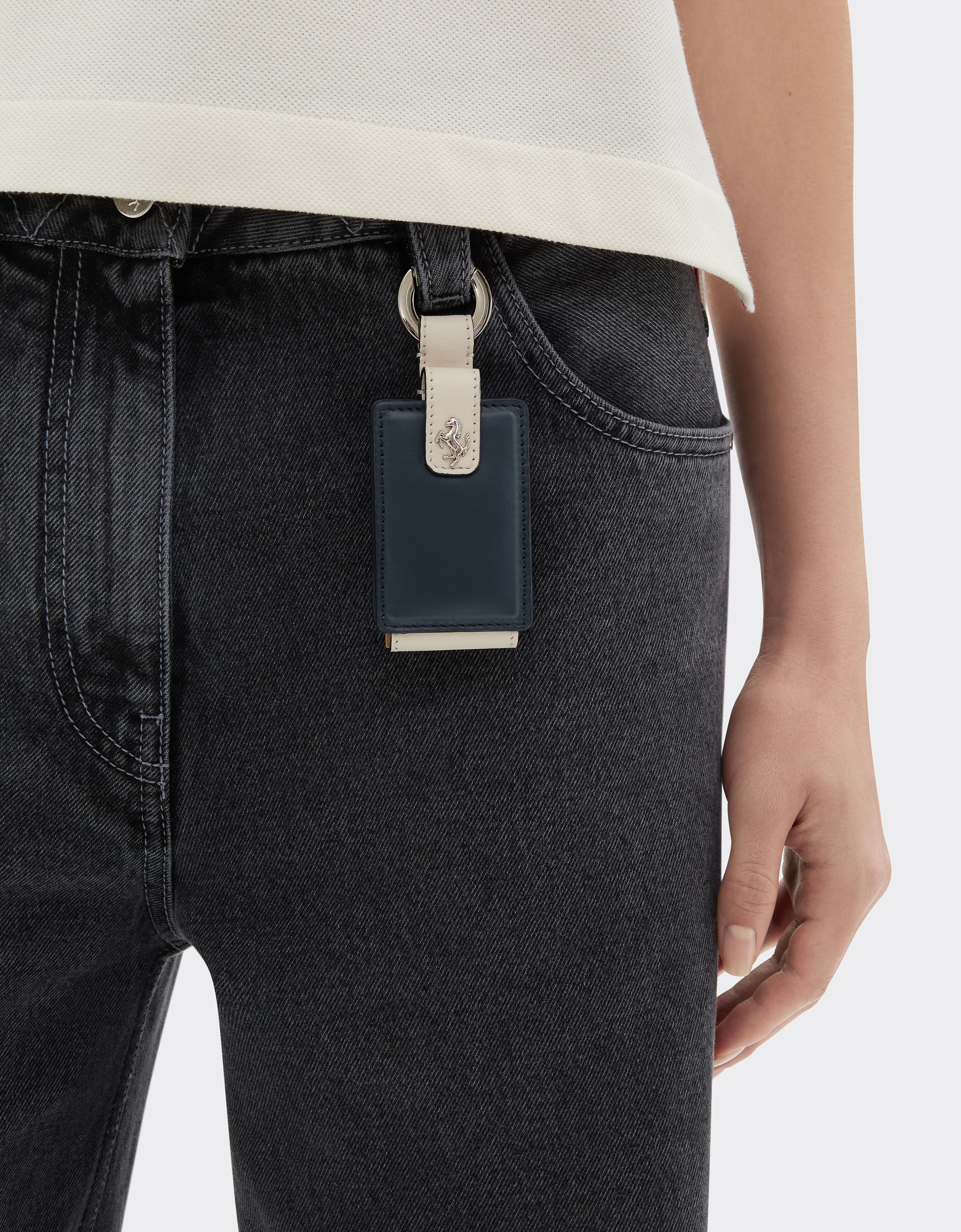 Leather keyring for Amuleto key Ferrari Leather keyring for Amuleto key Ultramarine 50409f