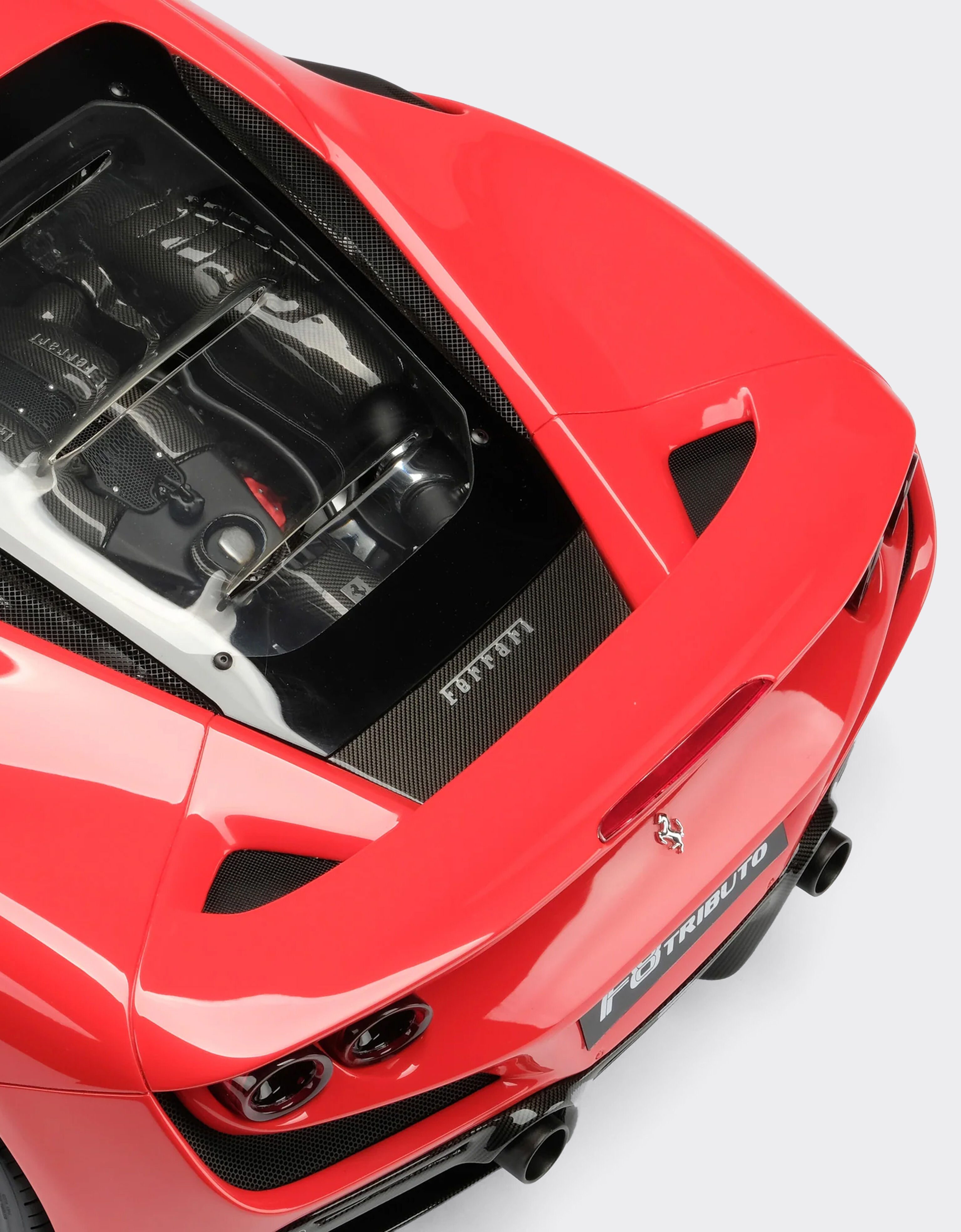 Ferrari Ferrari F8 Tributo 1:8 scale model 红色 F0078f