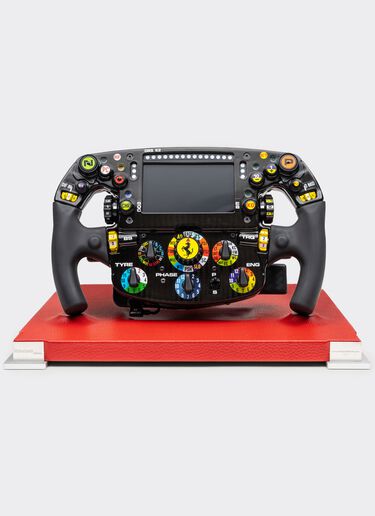 Ferrari F1-23 Steering Wheel 1:1 scale model Ferrari Ferrari F1-23 Steering Wheel 1:1 scale model 多色 F1049f