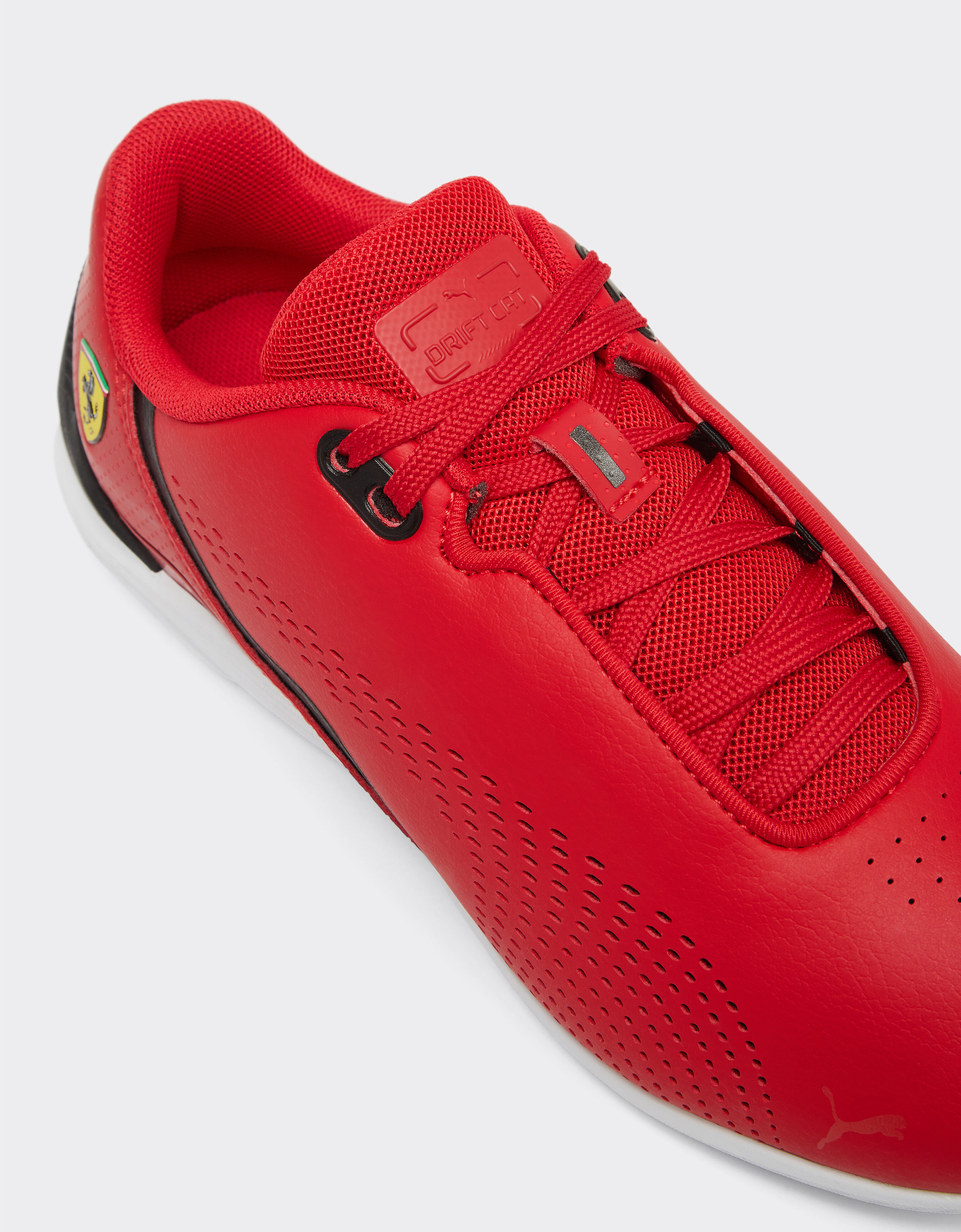 Ferrari Puma 呈现法拉利车队 Drift Cat Decima 青少年训练鞋 Rosso Corsa 红色 F1116fK