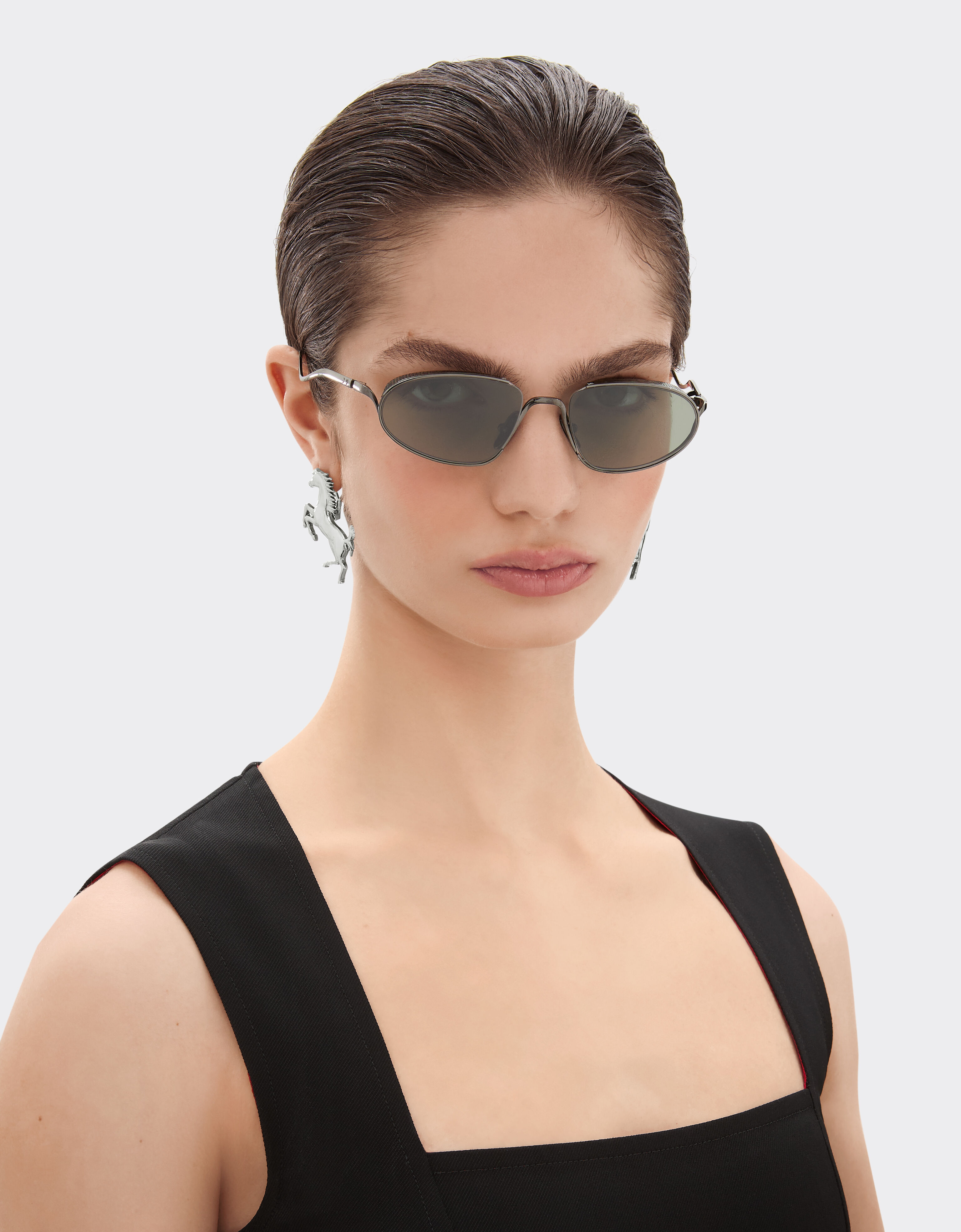 Ferrari 跃马耳环 木炭色 20014f