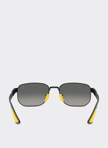 Ferrari Ray-Ban for Scuderia Ferrari RB8329M in black metal with gradient grey lenses Nero LA0JVf