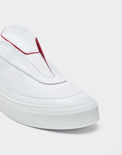 Ferrari 纳帕皮革浮雕效果标识运动鞋 Bianco Ottico CSMSN0001XL00004f