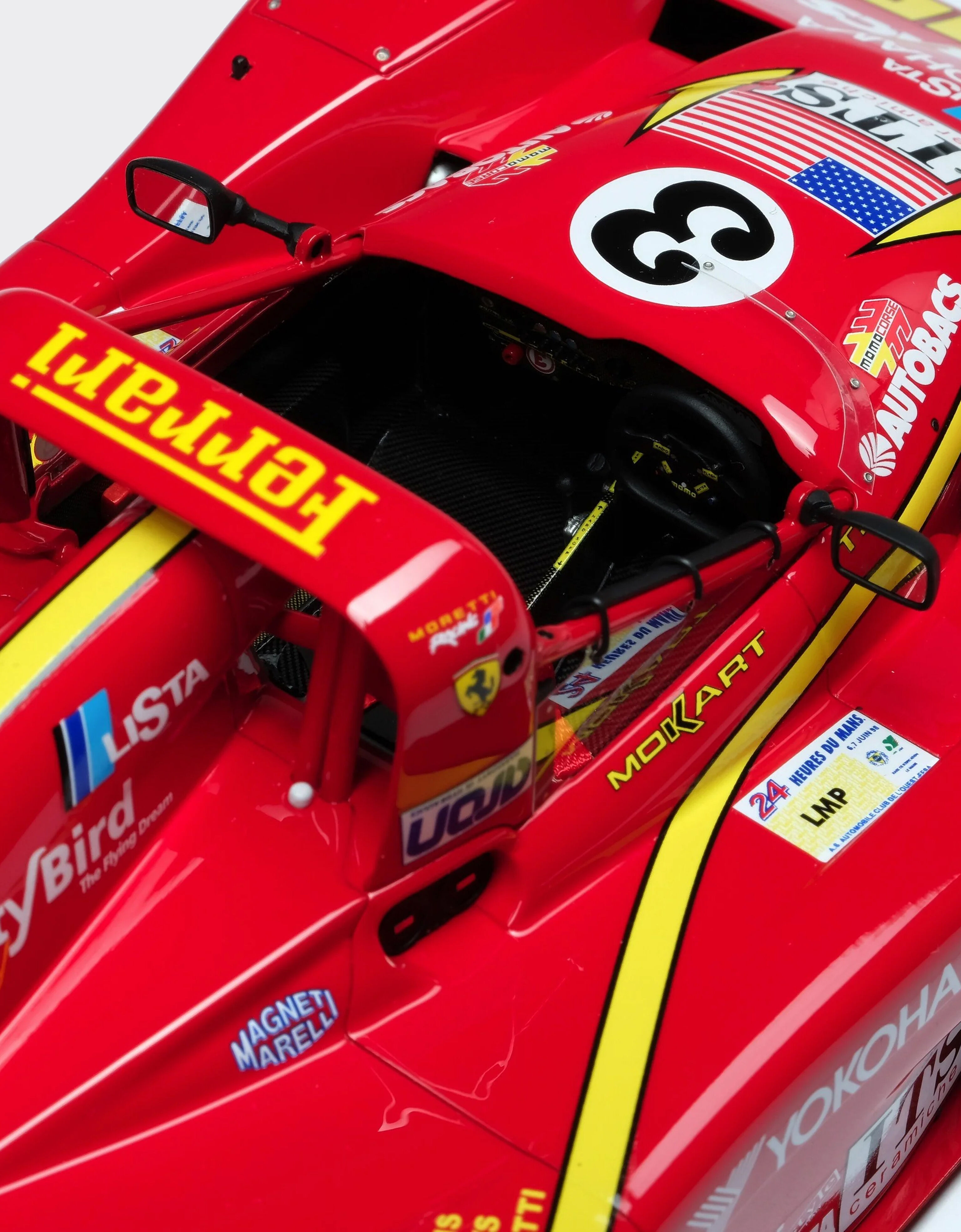 Ferrari Ferrari 333SP Le Mans model in 1:18 scale 红色 L7589f