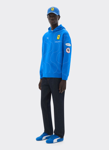 Puma 为法拉利HP车队2025年蒙扎大奖赛推出限量版运动衫 Ferrari Puma 为法拉利HP车队2025年蒙扎大奖赛推出限量版运动衫 Blu Scozia LA0A3f