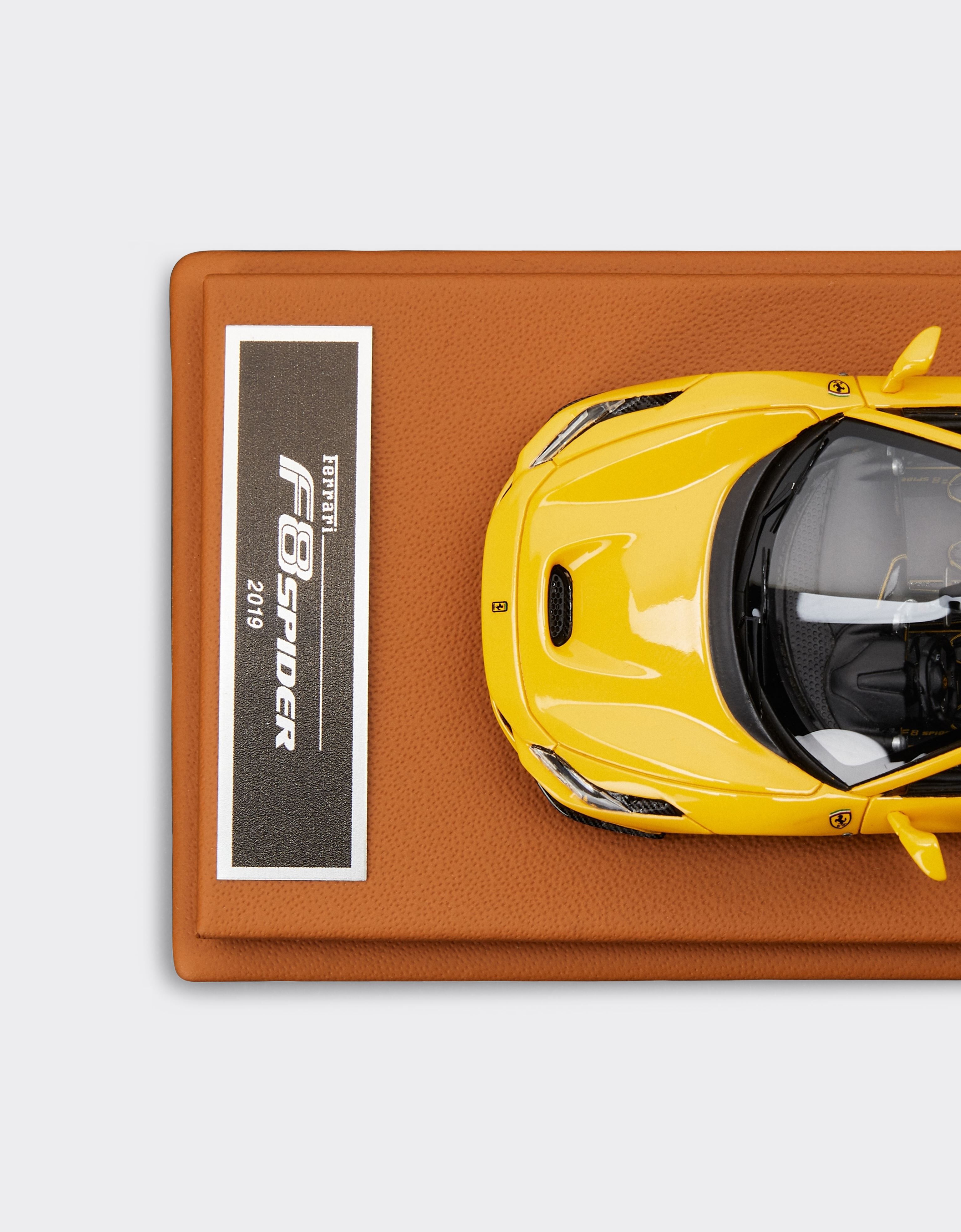 Ferrari F8 Spider 1:43 scale model 黄色 47299f
