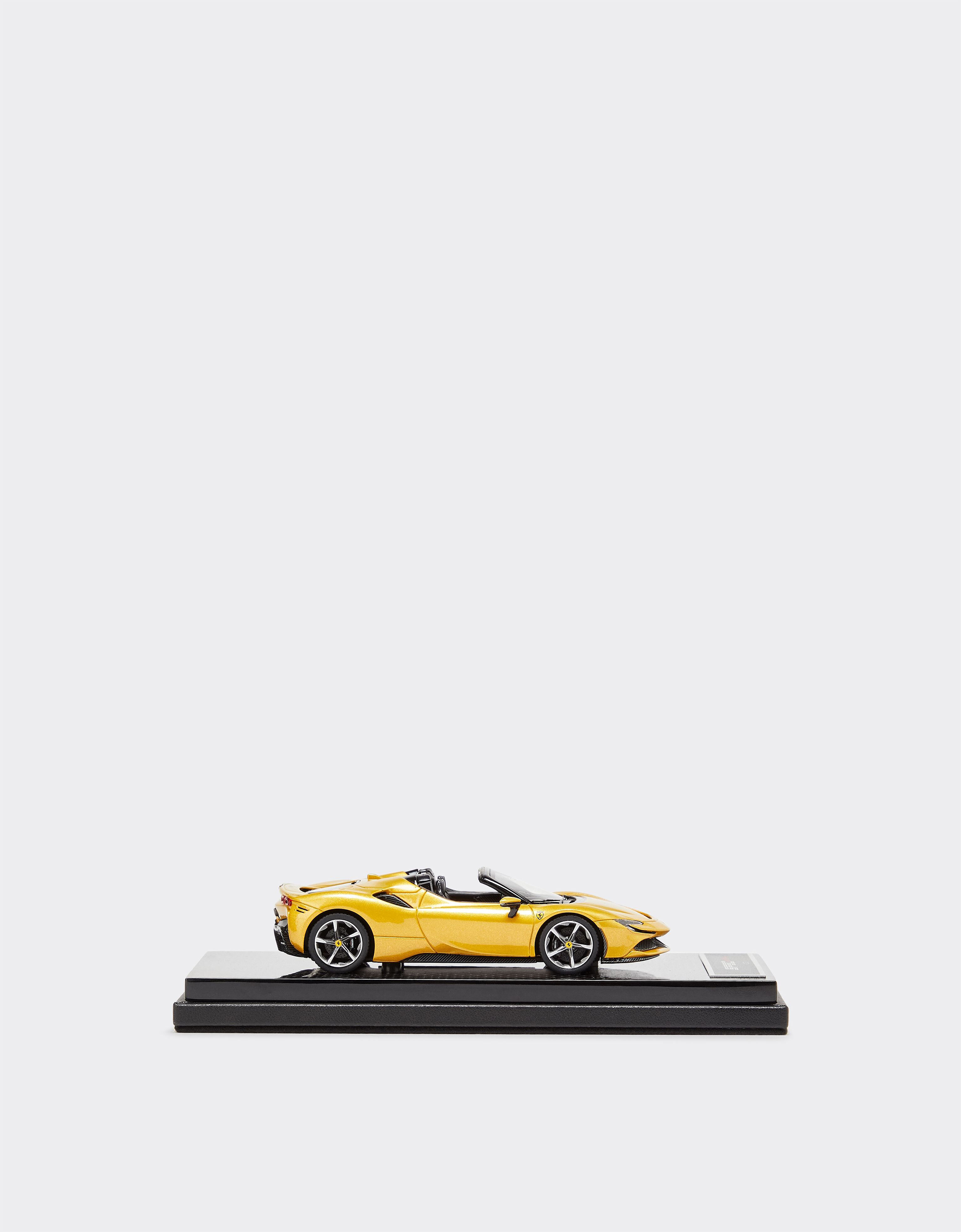 Ferrari Ferrari SF90 Spider model in 1:43 scale 黄色 47294f