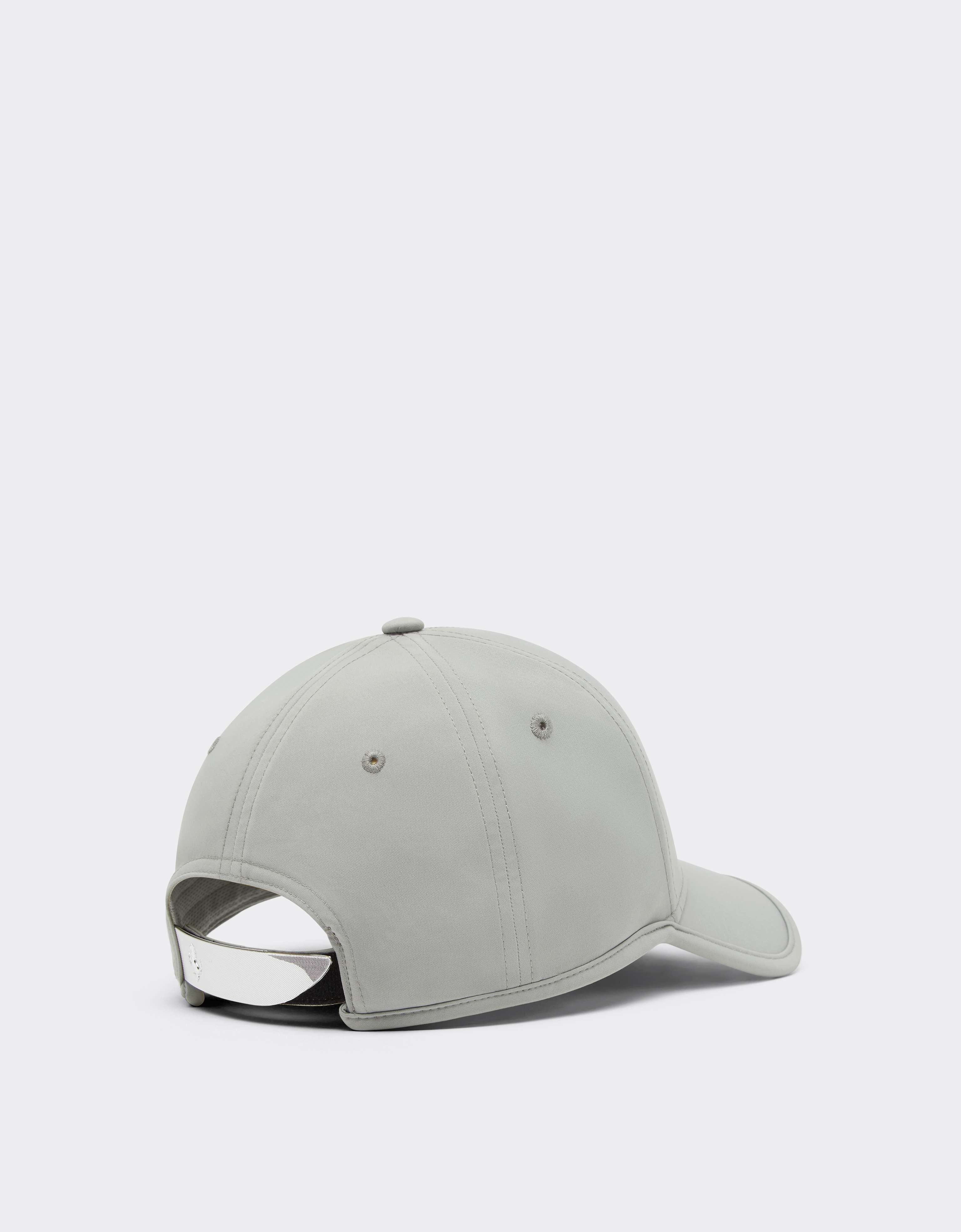 Baseballkappe mit springendem Pferd aus Metall Ferrari Baseballkappe mit springendem Pferd aus Metall Olive green CANCP0006WPL0003f