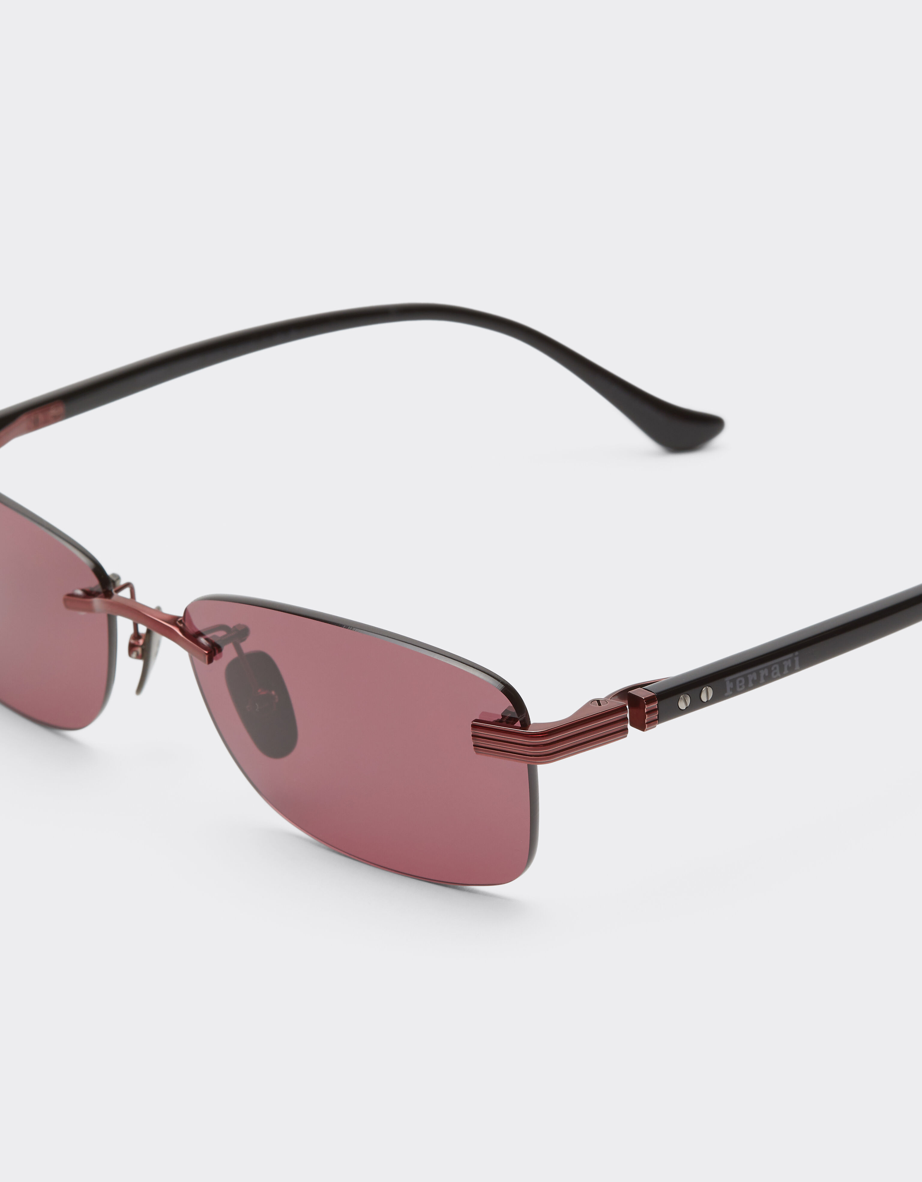 Ferrari Sunglasses in  shiny red titanium  and acetate with exclusive Ferrari Contrast Pro™ burgundy lenses Rosso Scuro LA0L8f